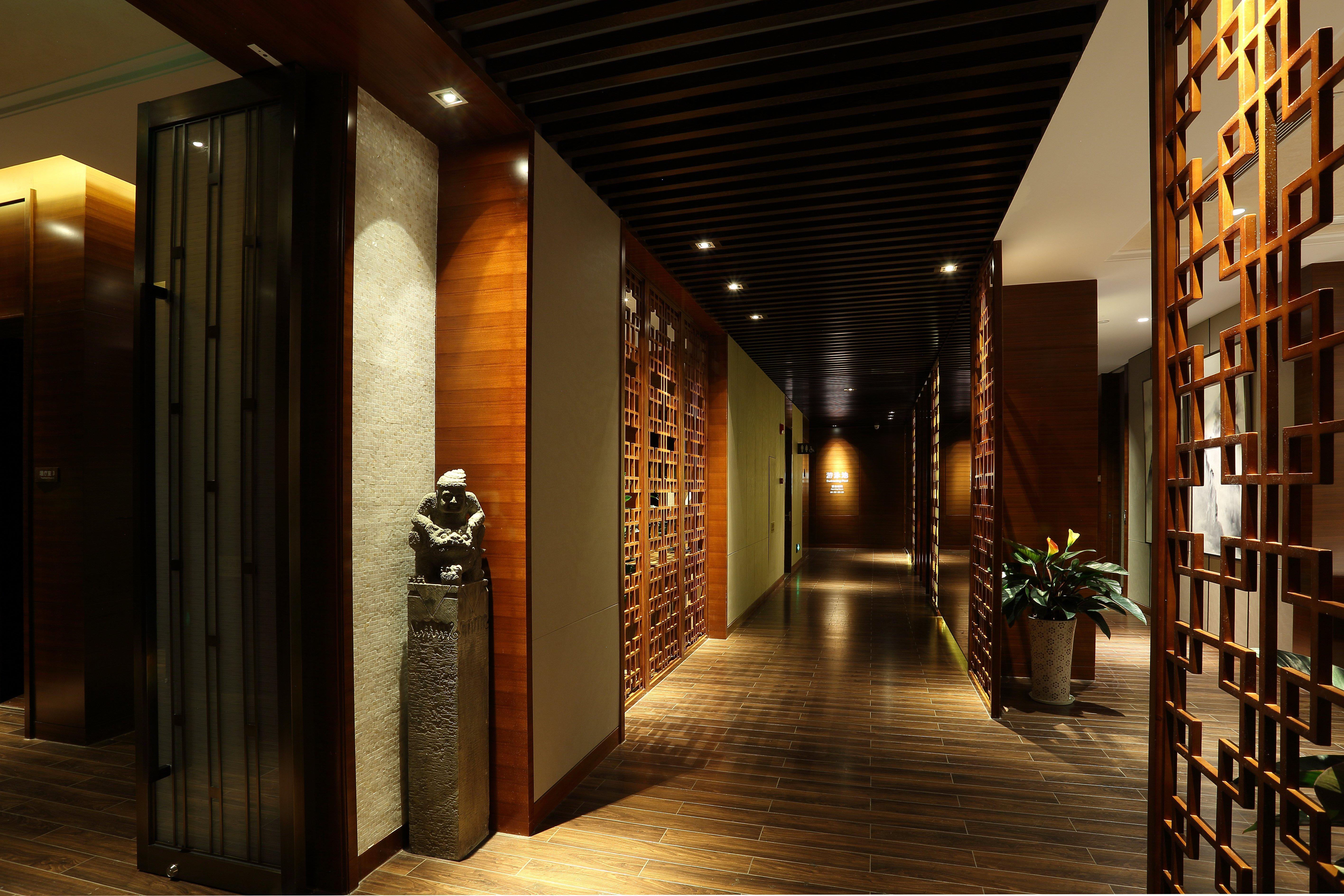 Hualuxe Yangjiang City Center Exterior photo